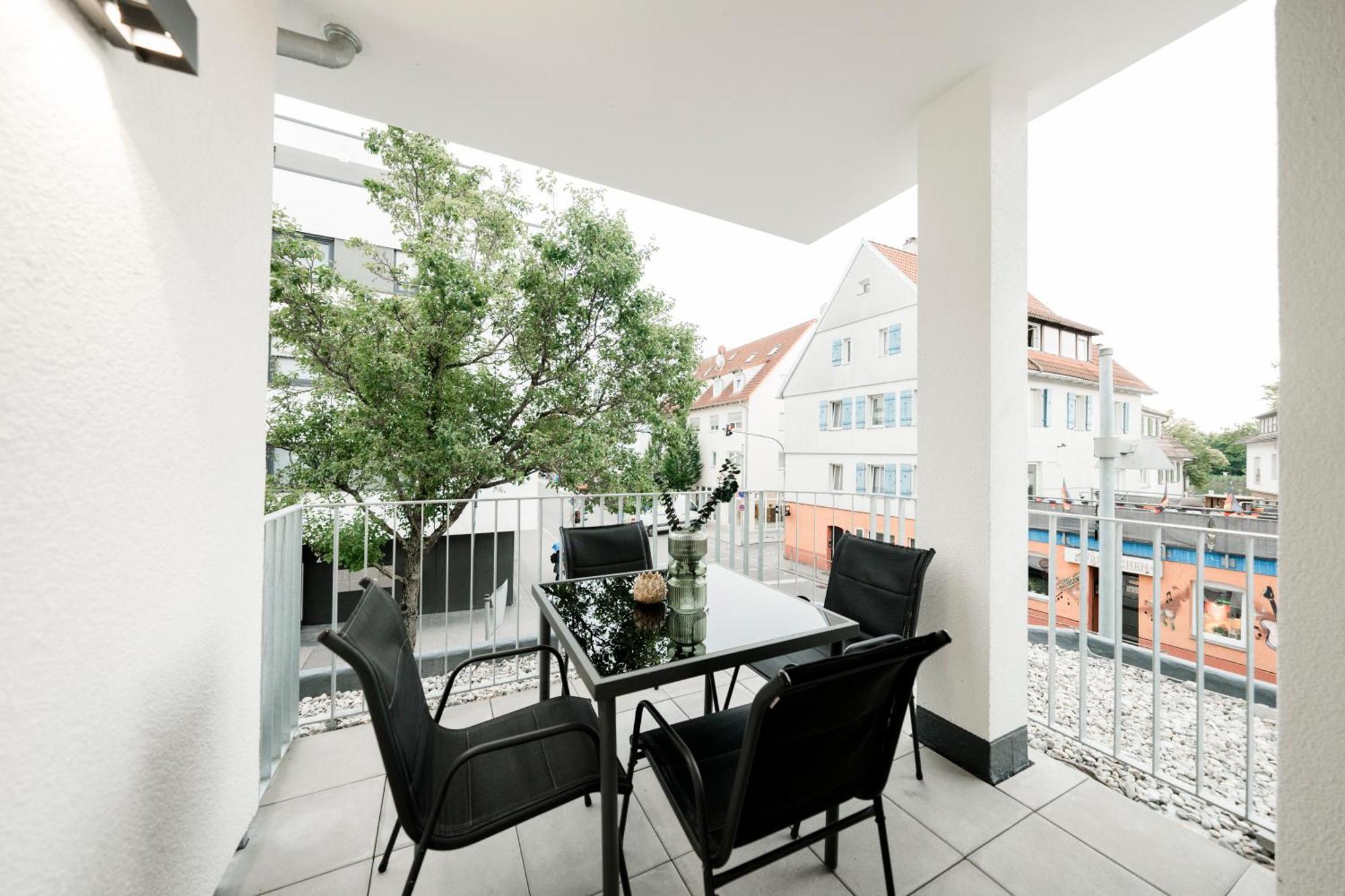 Kocasa-Apartments 01, City-Center Boeblingen, Stellplatz, Balkon, Waipu-Tv Buitenkant foto